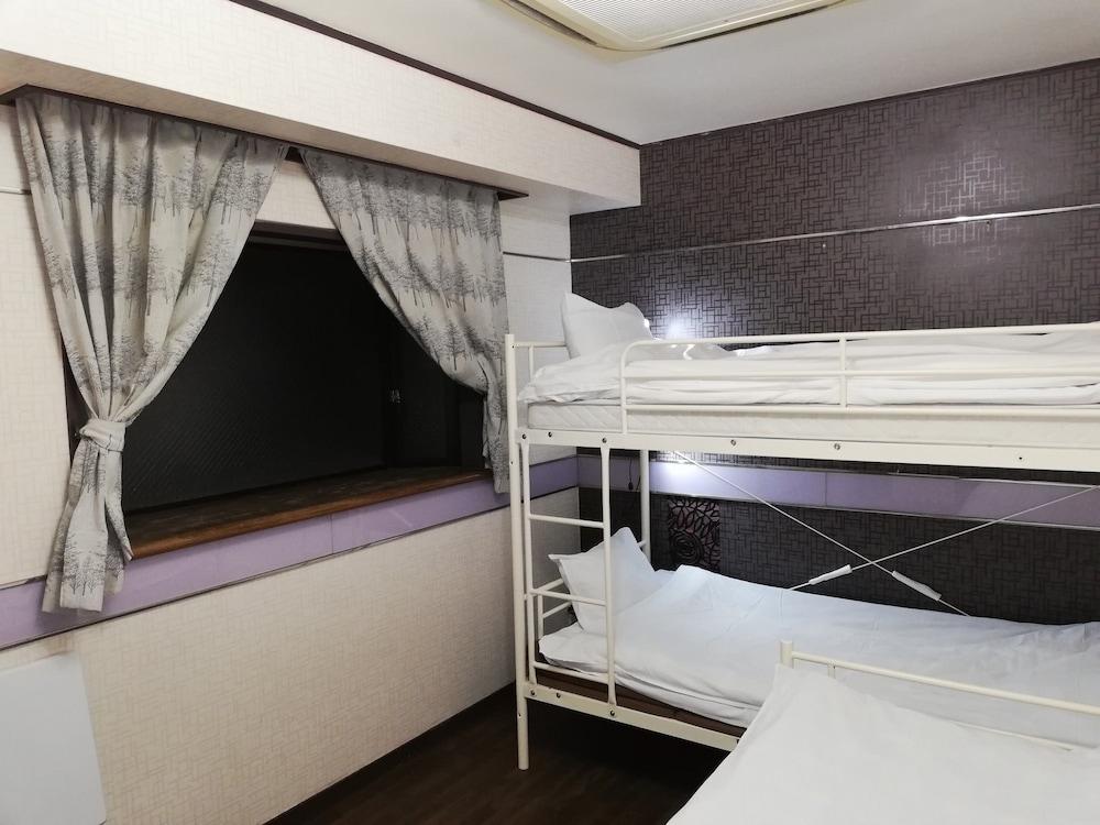 Family & Bakpak Tokyo Hostel Zewnętrze zdjęcie