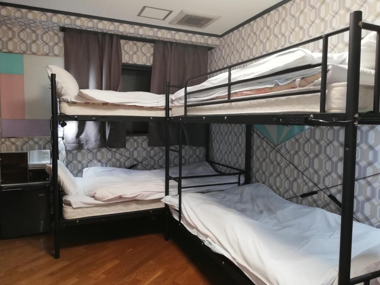 Family & Bakpak Tokyo Hostel Zewnętrze zdjęcie