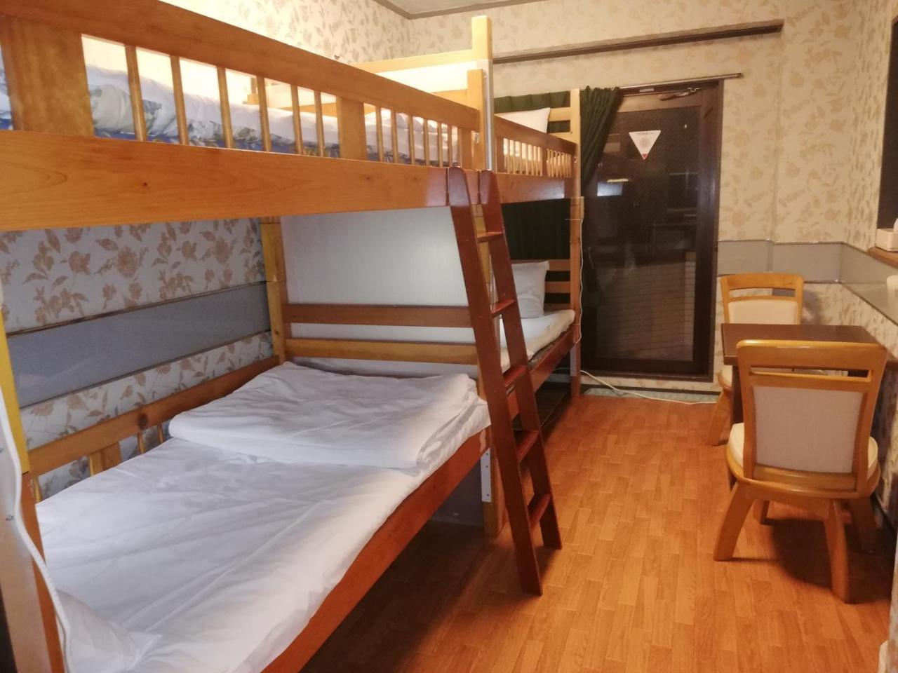 Family & Bakpak Tokyo Hostel Zewnętrze zdjęcie