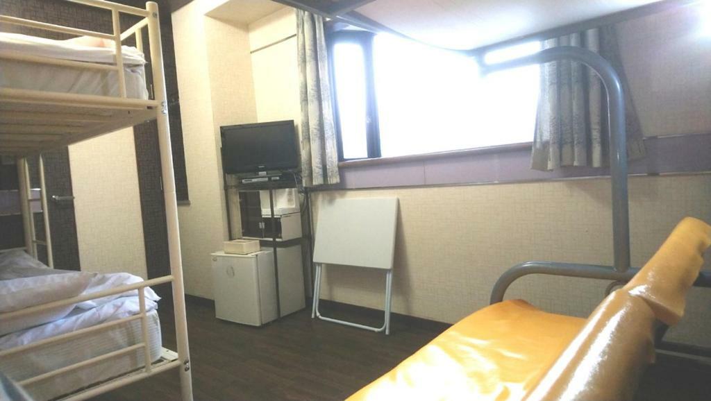Family & Bakpak Tokyo Hostel Zewnętrze zdjęcie